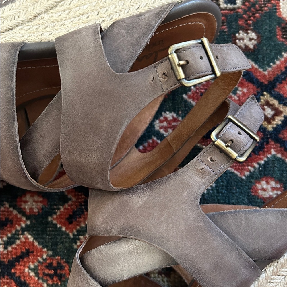 (9) Women’s Clarks Indigo Amelia Dark Brown Leather & Raffia Wedges - Picture 8 of 8